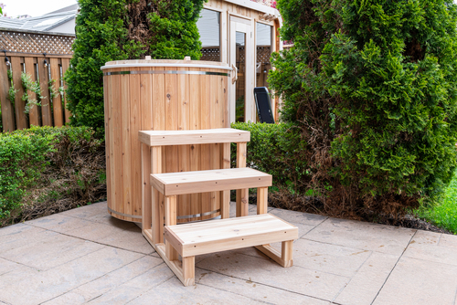 The Arctic Plunge Tub